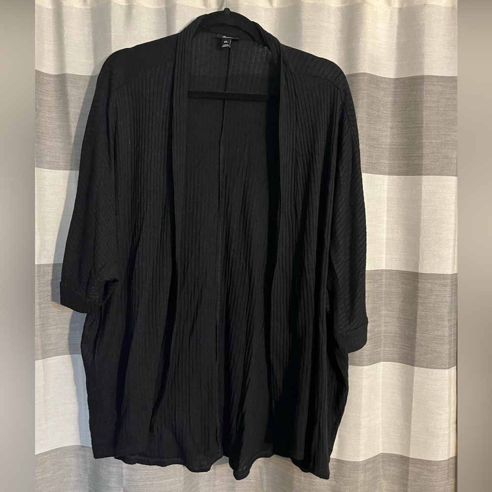 Women’s black short sleeve cardigan